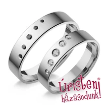 UH022B KARIKAGYŰRŰ GYÉMÁNT KÖVEKKEL