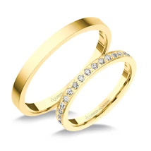 UH9044SB KARIKAGYŰRŰ GYÉMÁNT KÖVEKKEL